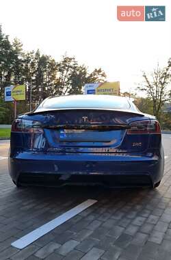 Лифтбек Tesla Model S 2021 в Киеве фото 6 Лифтбек Tesla Model S 2021 в Киеве