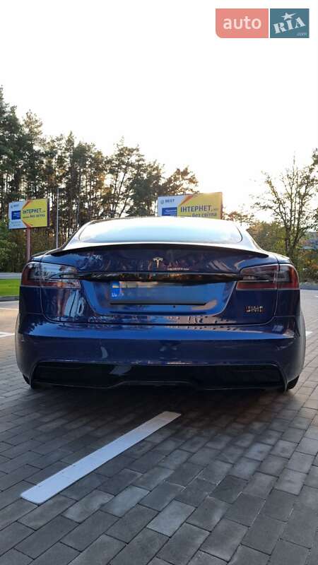 Лифтбек Tesla Model S 2021 в Киеве фото 6 Лифтбек Tesla Model S 2021 в Киеве