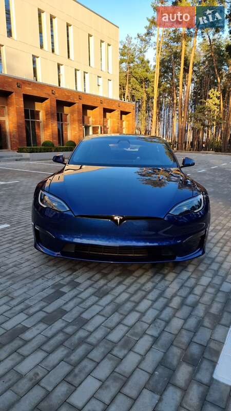 Лифтбек Tesla Model S 2021 в Киеве