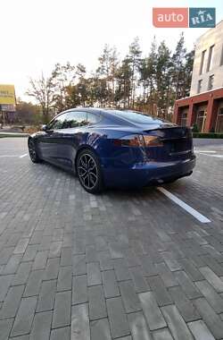 Ліфтбек Tesla Model S 2021 в 