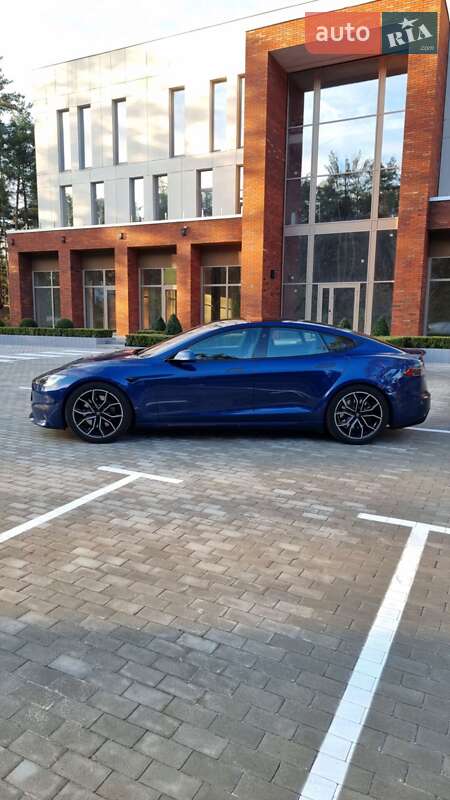 Лифтбек Tesla Model S 2021 в Киеве фото 4 Лифтбек Tesla Model S 2021 в Киеве