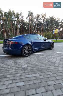 Лифтбек Tesla Model S 2021 в Киеве