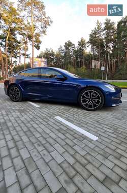 Лифтбек Tesla Model S 2021 в Киеве фото 17 Лифтбек Tesla Model S 2021 в Киеве