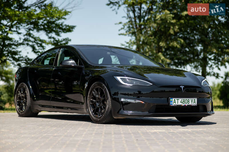 Ліфтбек Tesla Model S 2021 в 