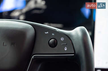 Ліфтбек Tesla Model S 2021 в 
