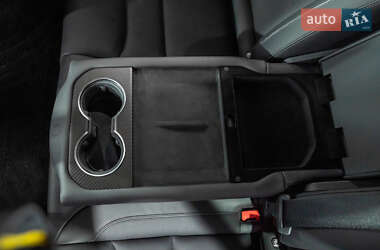 Ліфтбек Tesla Model S 2021 в 