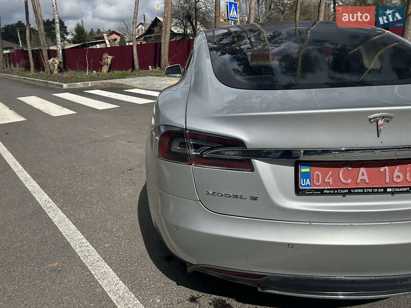 Ліфтбек Tesla Model S 2014 в Житомирі