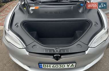 Ліфтбек Tesla Model S 2017 в 