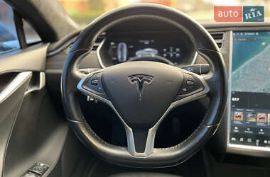 Лифтбек Tesla Model S 2014 в 
