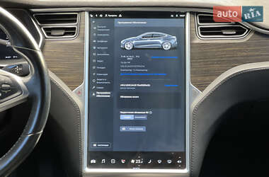 Лифтбек Tesla Model S 2014 в 