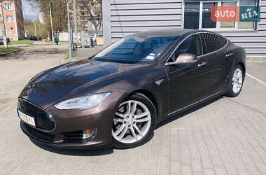 Лифтбек Tesla Model S 2013 в 