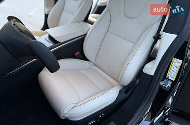 Лифтбек Tesla Model S 2022 в 