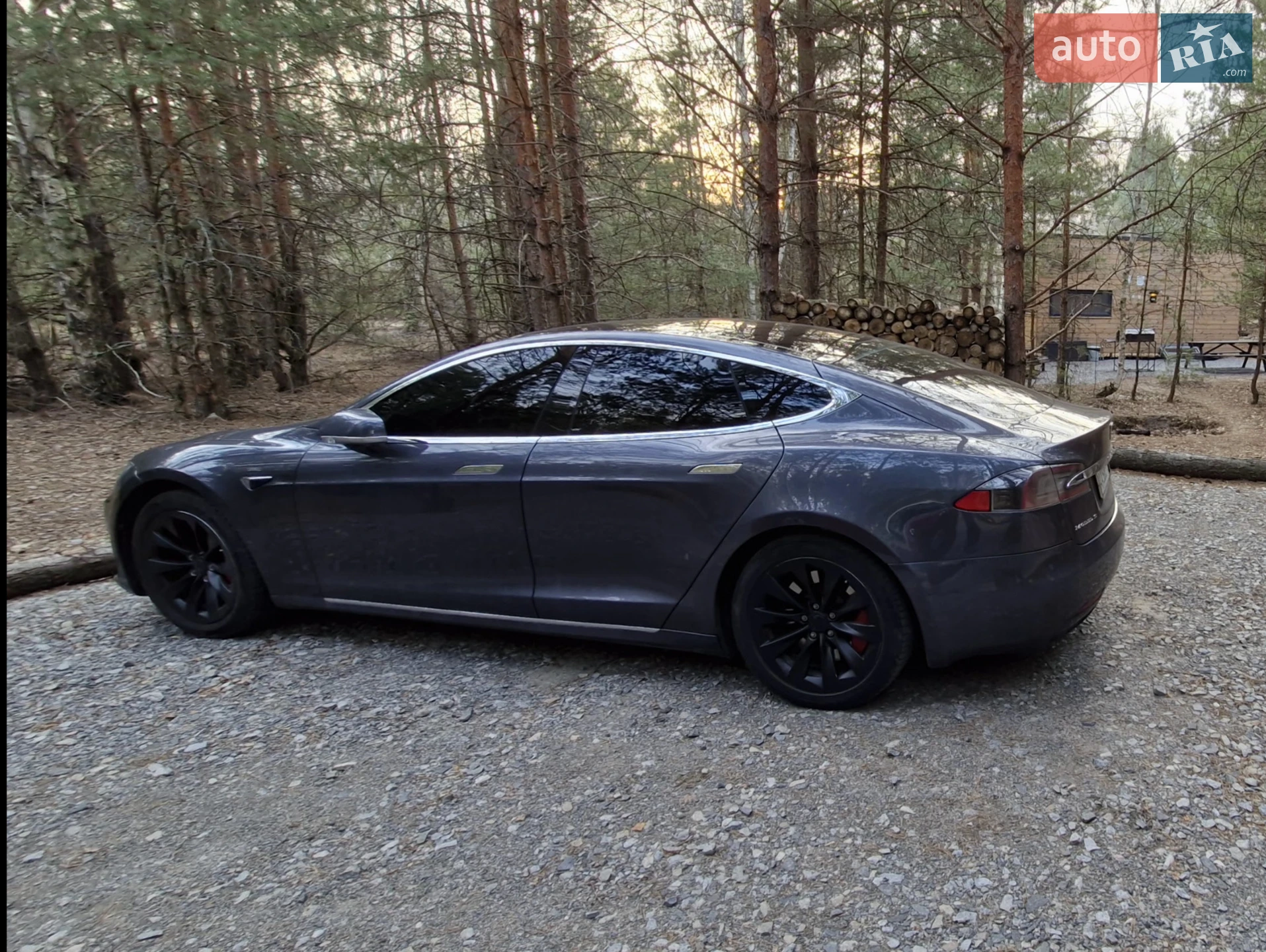 Tesla Model S 2017 VIN 5YJSA1E20HF189932 фото оголошення 8 з 12