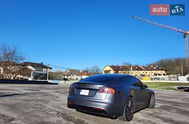 Лифтбек Tesla Model S 2022 в 