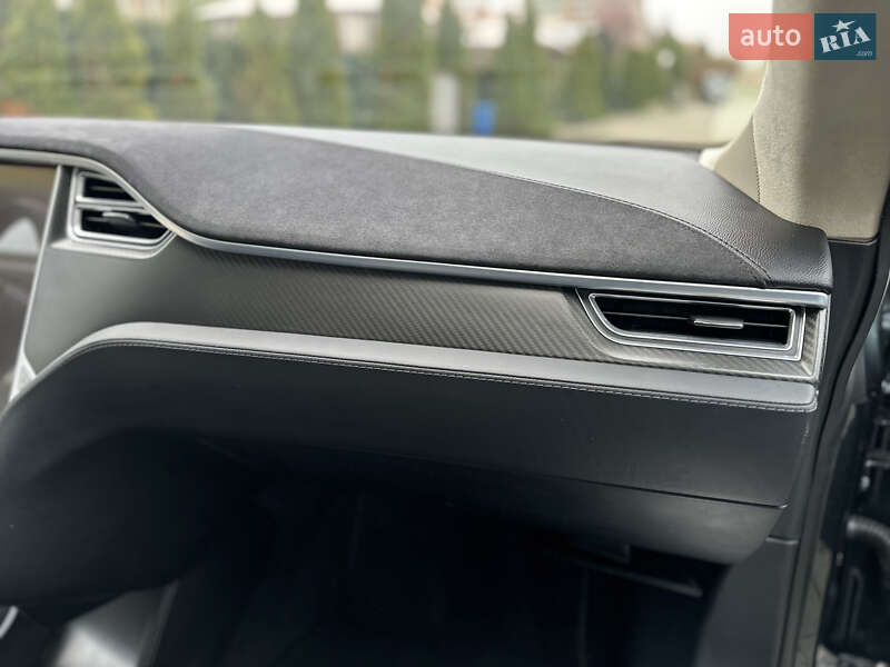 Лифтбек Tesla Model S 2014 в Одессе