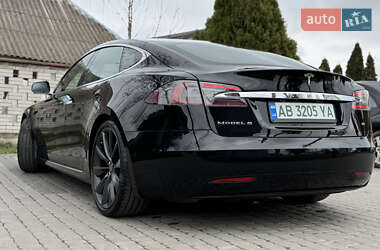 Лифтбек Tesla Model S 2017 в 