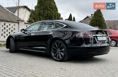 Лифтбек Tesla Model S 2017 в 