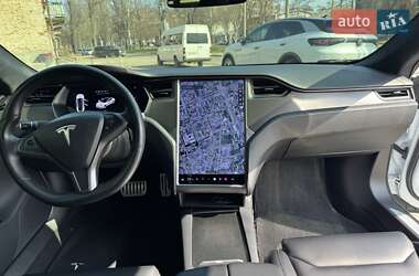 Лифтбек Tesla Model S 2020 в 