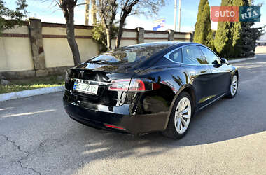Лифтбек Tesla Model S 2018 в 