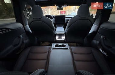 Лифтбек Tesla Model S 2023 в 