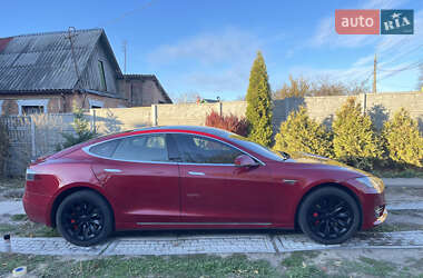 Лифтбек Tesla Model S 2016 в 