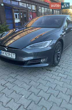 Лифтбек Tesla Model S 2019 в 