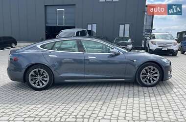 Лифтбек Tesla Model S 2017 в 