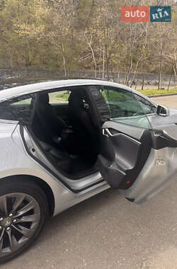 Лифтбек Tesla Model S 2018 в 