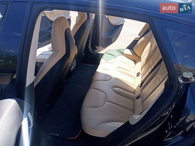 Лифтбек Tesla Model S 2013 в Харькове