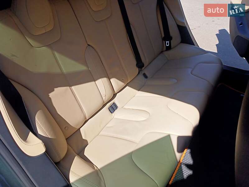 Лифтбек Tesla Model S 2013 в Харькове