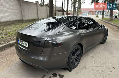 Лифтбек Tesla Model S 2014 в 