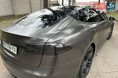 Лифтбек Tesla Model S 2014 в 