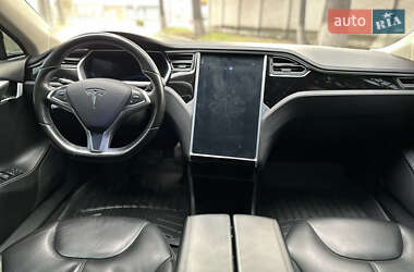 Лифтбек Tesla Model S 2014 в 
