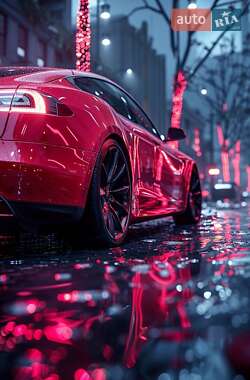 Лифтбек Tesla Model S 2015 в 