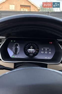 Лифтбек Tesla Model S 2014 в 