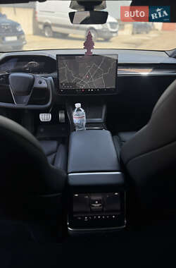 Лифтбек Tesla Model S 2021 в 