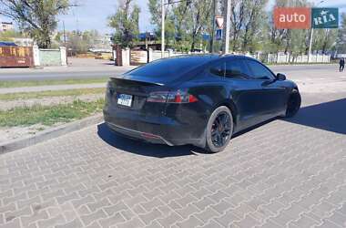 Лифтбек Tesla Model S 2014 в Днепре