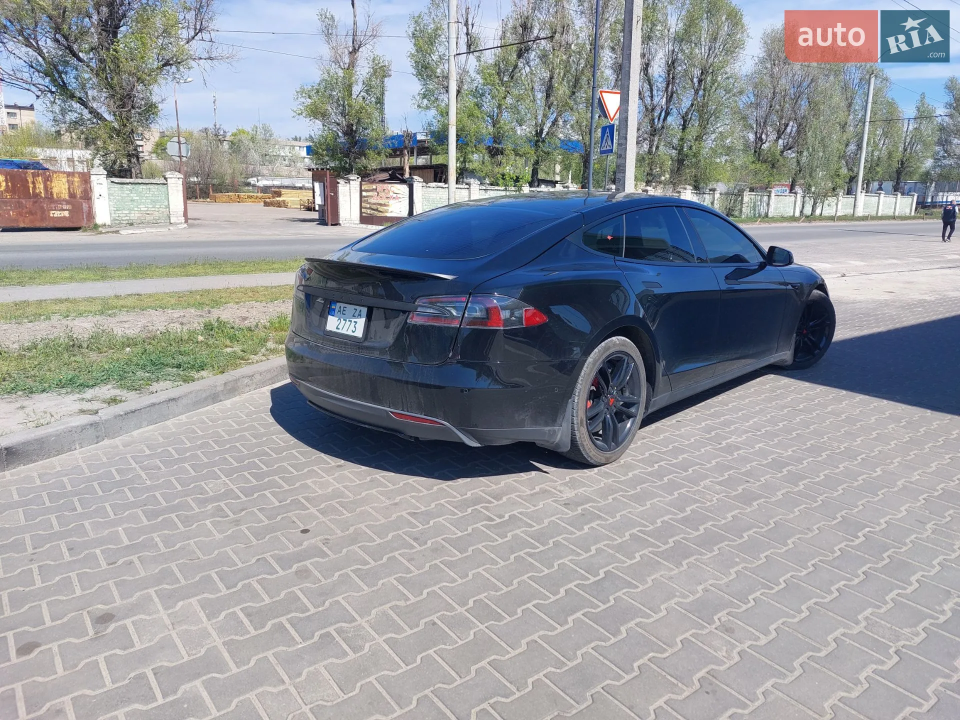 2014 Tesla Model S - мініатюра 9