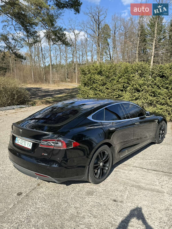 Ліфтбек Tesla Model S 2014 в Шепетівці