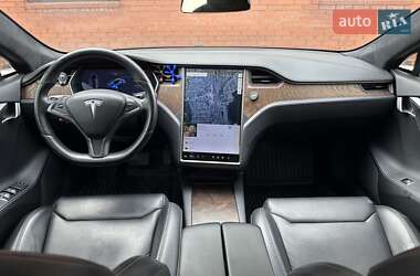 Лифтбек Tesla Model S 2018 в 