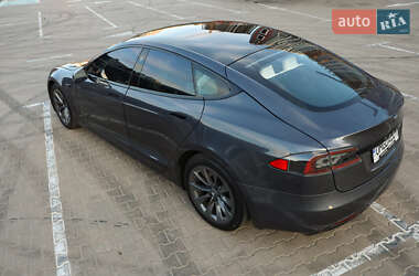 Ліфтбек Tesla Model S 2019 в 