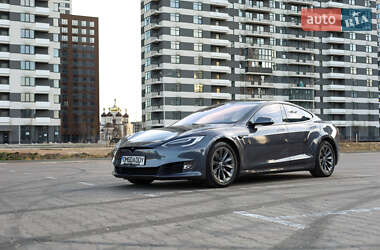 Ліфтбек Tesla Model S 2019 в 