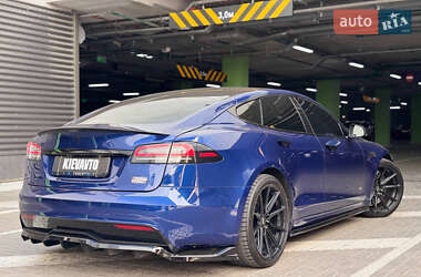 Лифтбек Tesla Model S 2021 в 