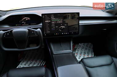 Лифтбек Tesla Model S 2021 в 