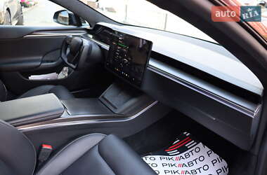 Лифтбек Tesla Model S 2021 в 