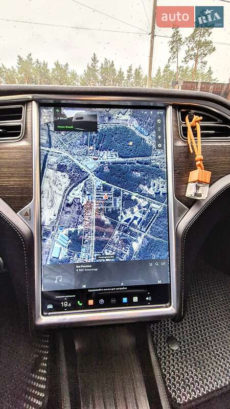 Лифтбек Tesla Model S 2015 в Киеве фото 23 Лифтбек Tesla Model S 2015 в Киеве