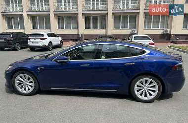 Ліфтбек Tesla Model S 2018 в 