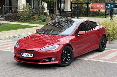 Лифтбек Tesla Model S 2016 в 