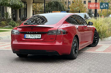 Лифтбек Tesla Model S 2016 в 
