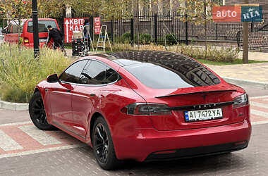 Лифтбек Tesla Model S 2016 в 